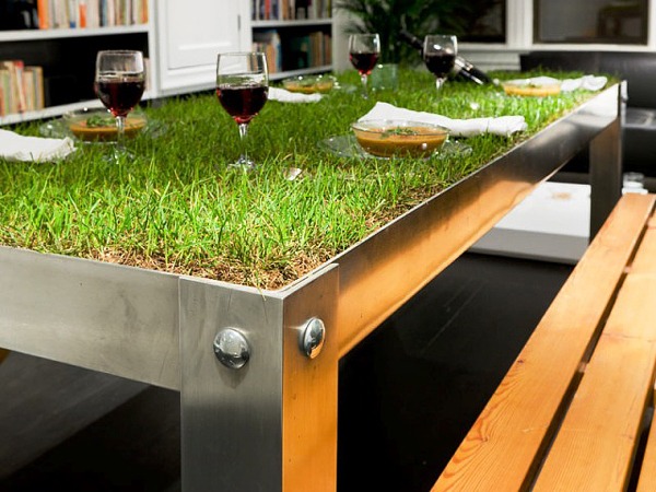 Matbord design PicNYC alluminium träbänk middag äng