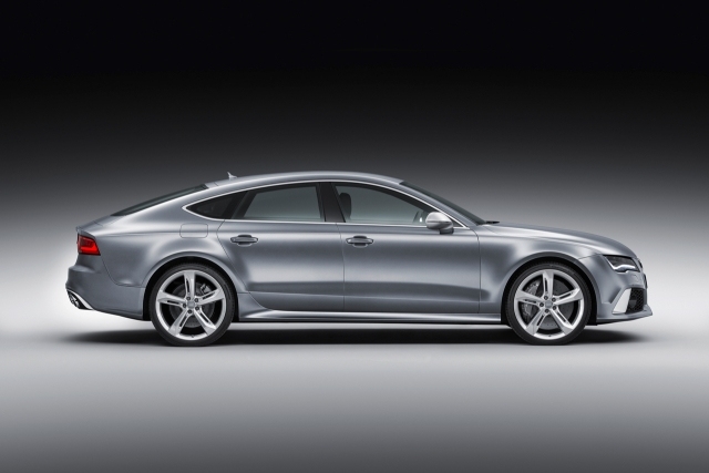 2014-Audi-RS7-sido-bild-metallic
