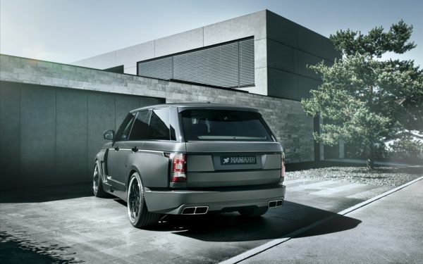 Range Rover 2014 silverfärgad baksida