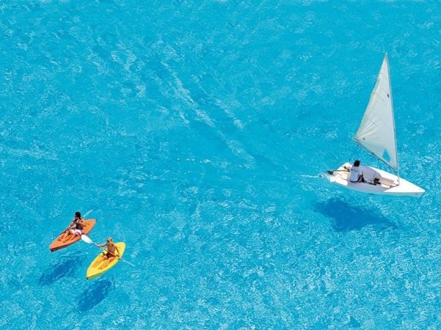 största-pool-i-världen-chile-segling-kajakpaddling-vattensporter