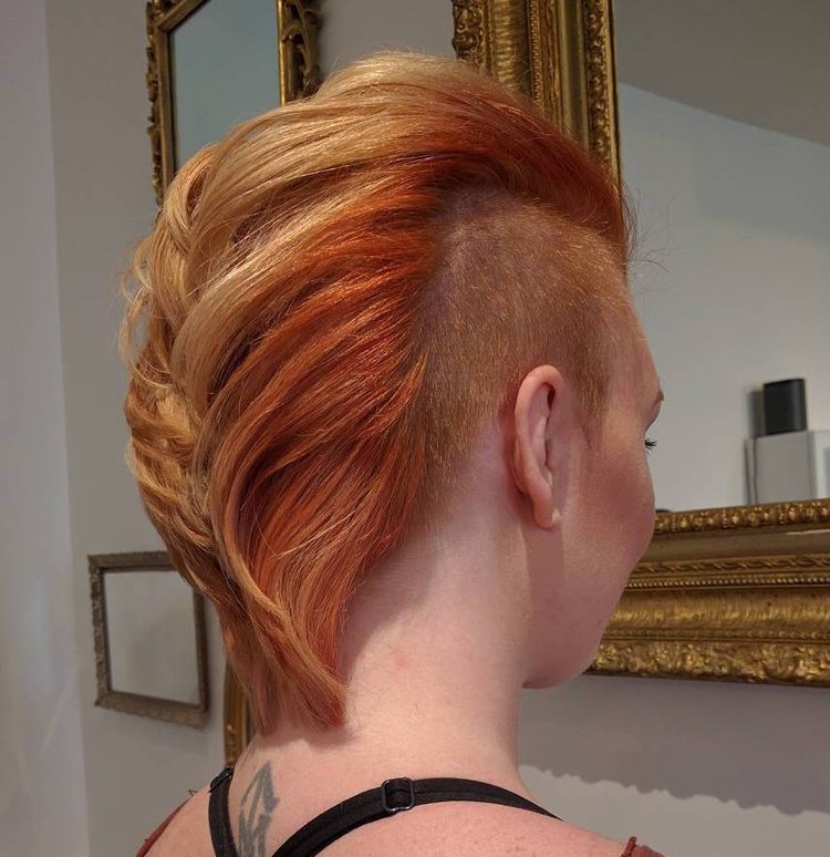 Iroquois kvinnor honungsblond jordgubbsblond ombre