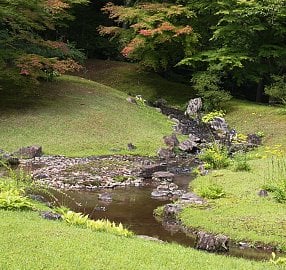 inslag av japansk trädgårdsarbete bach