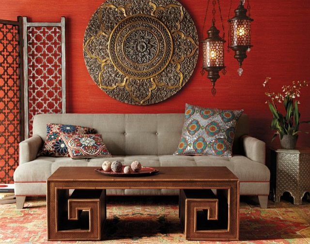 Klassisk-vägg-dekoration-stoppad-soffa-med-trä bord