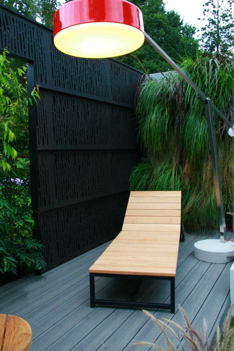 trädgård-staket-sekretess-skärm-modern-stål-metall-svart-organisk-form