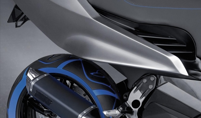 BMW Roller Concept C bak 2