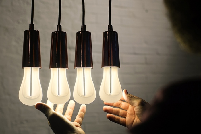 Design-hängande-lampor-glödlampor-energibesparande-dimbar-plumen-002-innovativ-belysning
