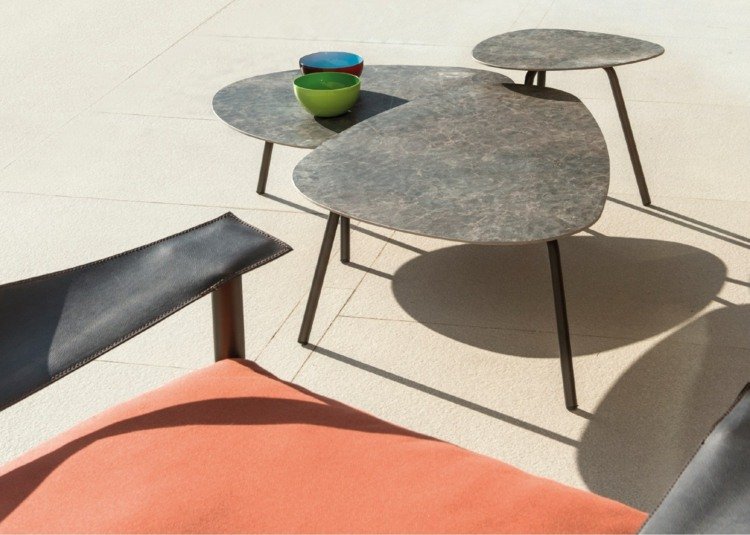 design-trädgårdsmöbler-soffbord-terramare-tredelad metall