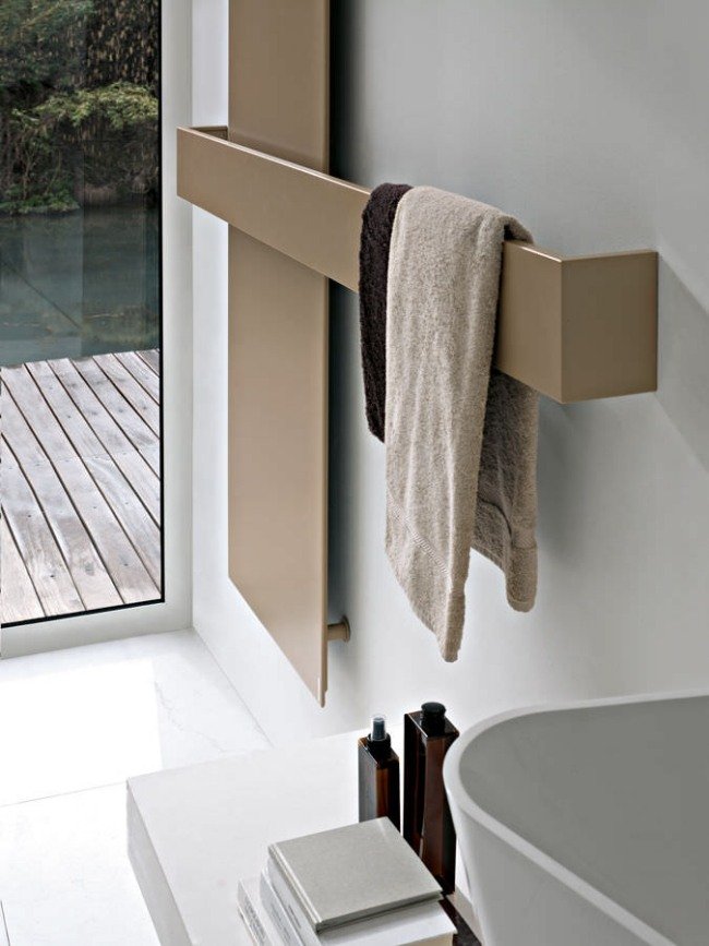 design radiator badrum vägg handdukstork SQUARE Ludovica Roberto Palomba-rör