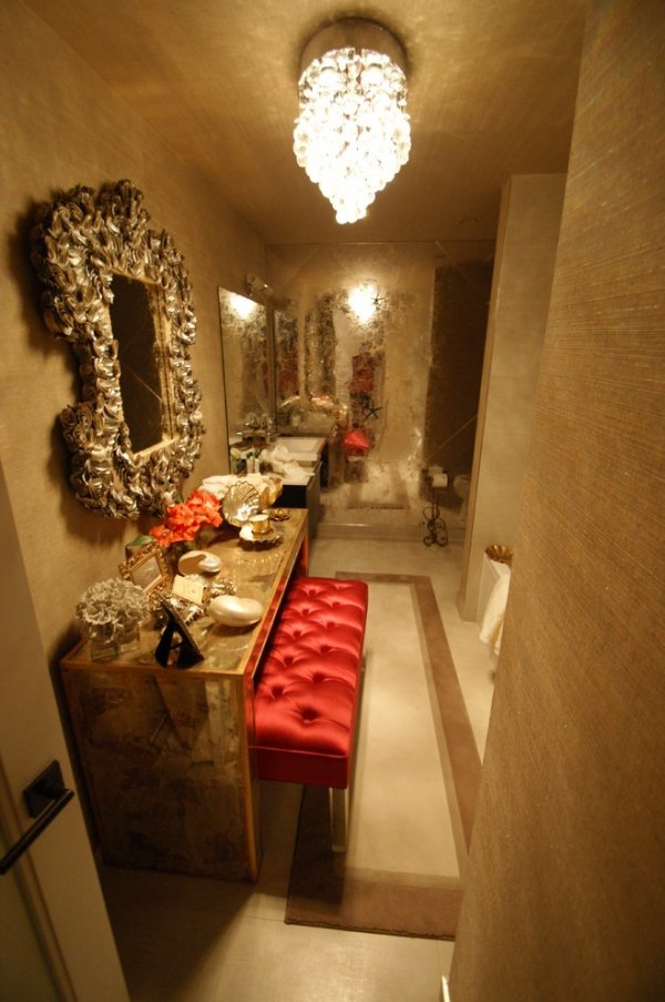 Stomme rokoko vägg spegel ram smycken toalettbord nyckfulla