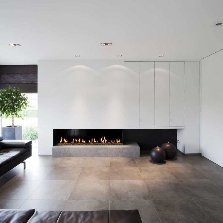 design-spis-tegel-bilder-modern-gas-grå-vit-minimalistisk-soffa-svart