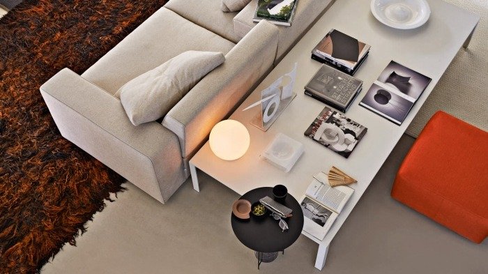 vardagsrum-designer-soffbord-vit-plast-LESSLESS-Jean-Nouvel