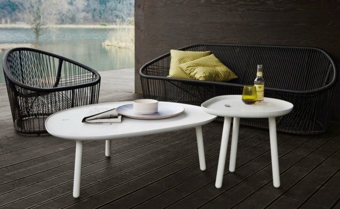 vita soffbord-uppsättning-design-trebenta-NINFEA-Ludovica + Roberto-Palomba