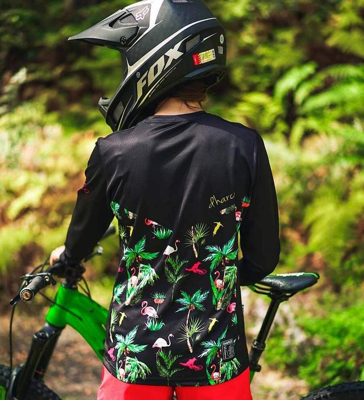 mountainbike cykelkläder kvinnor jersey sommarmotiv stor hjälm
