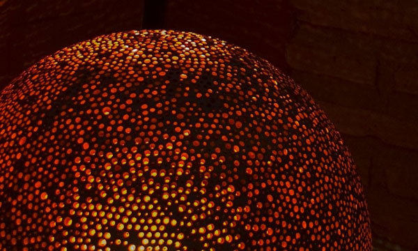designer trädgård boll lampor keramisk porös konsistens