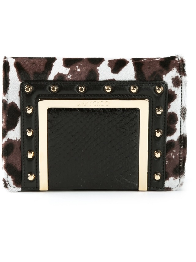 JIMMY-CHOO-clutch-kohud-look-svart-läder-guldfärgade-nitar