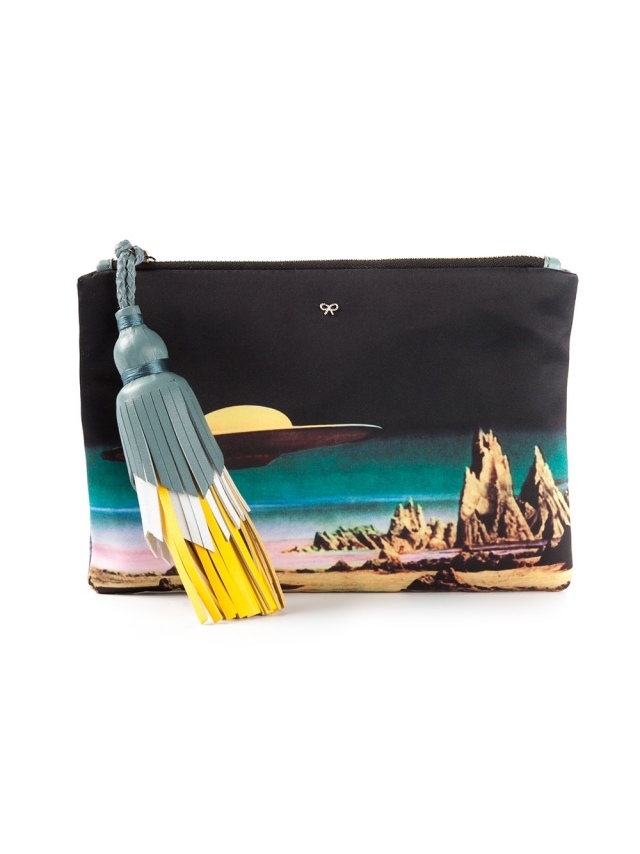 ANYA-HINDMARCH-clutch-print-mars-landskap-tofs