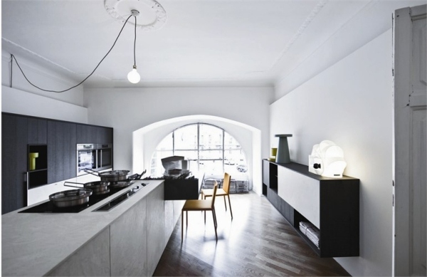 modern kök design utrustning färgkarta vit vägg färg mörka möbler
