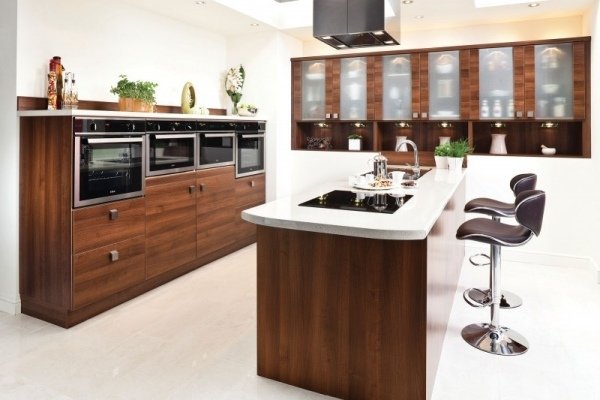 designer kök kök ö små utrymmen moderna apparater ombyggnad