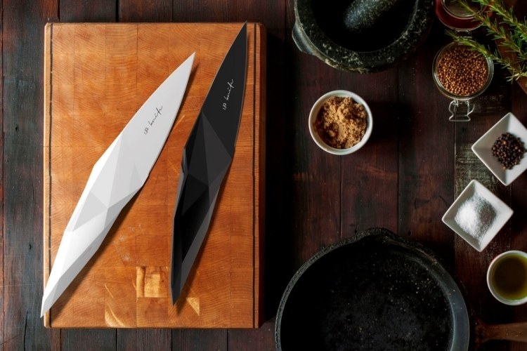 Designer kökskniv -ip-kniv-svart-vit-futuristisk skärbräda