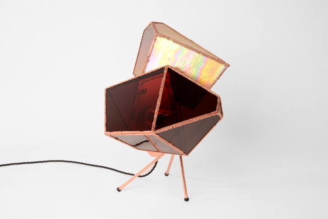 Lampor designar moderna Odd-Matter Studio London