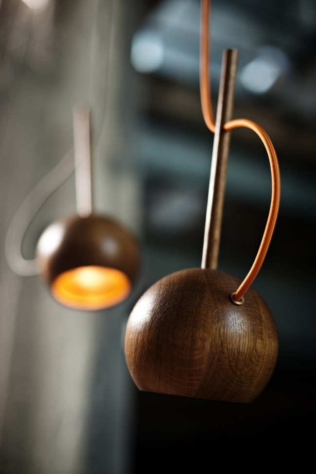 Rörlig lampa justerbar skandinavisk design Sverre Uhnger