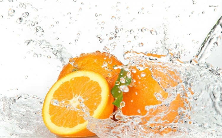 detox vatten frukt-grönsaker-örter-kryddor-tvätta