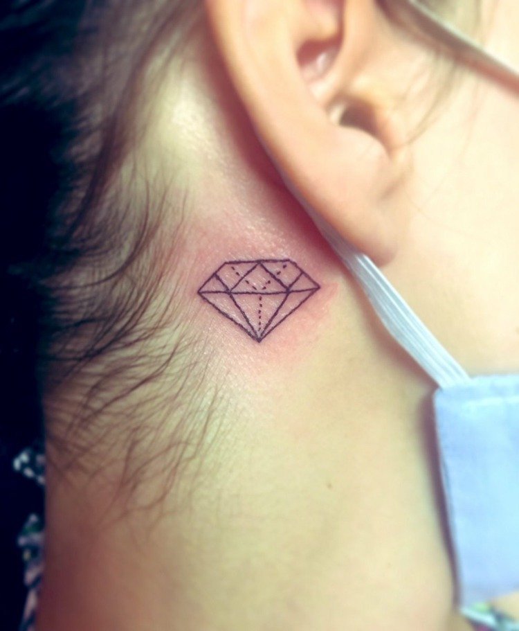 Diamanttatuering bakom örat små tatueringar för kvinnor