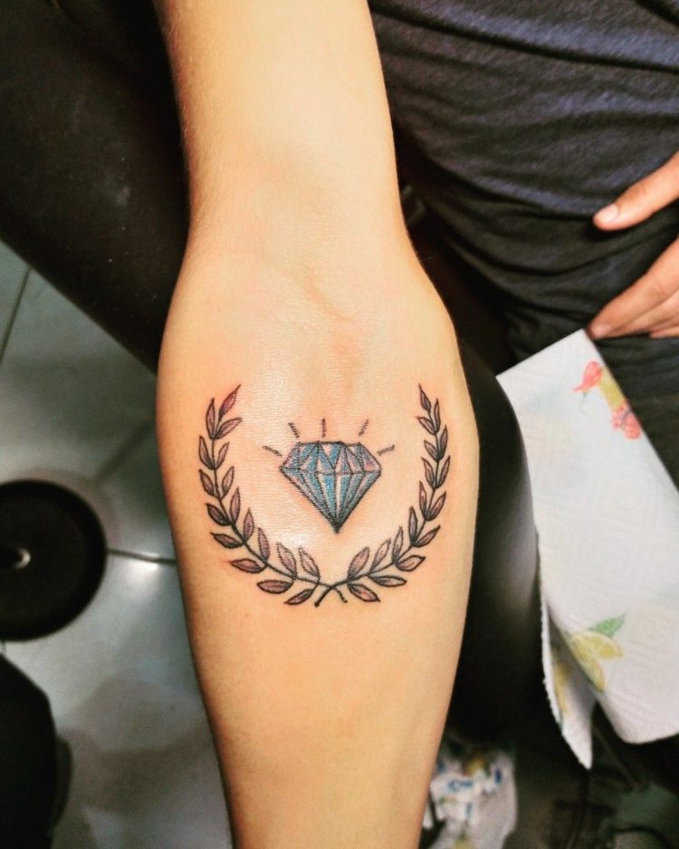 Tatuering diamant betyder underarm tatuering design kvinnor tatuering trender