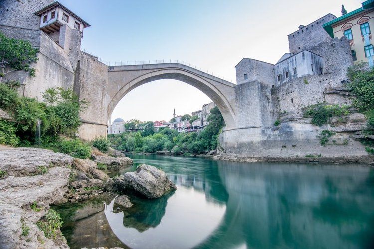 Resmål 2018 staden Mostar Bosnien och Hercegovina.