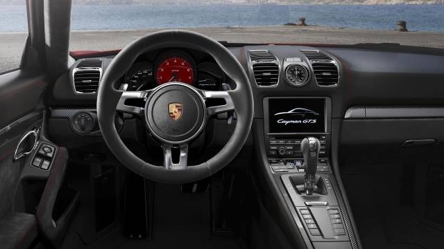 Porsche Cayman 2014 inredning ratt läder svart