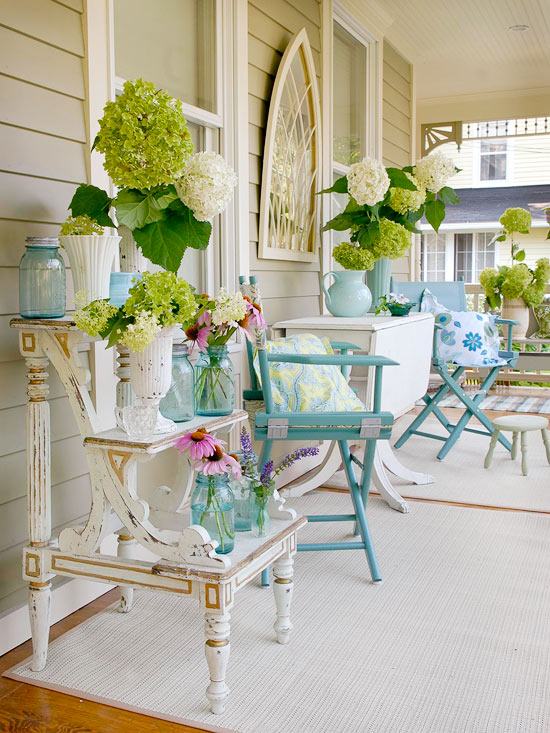 täckt trä veranda hortensia fällbara stolar blå