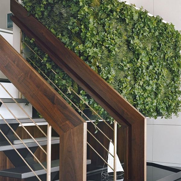inomhus balkong växter vertikal trädgård som ett arkitektoniskt element
