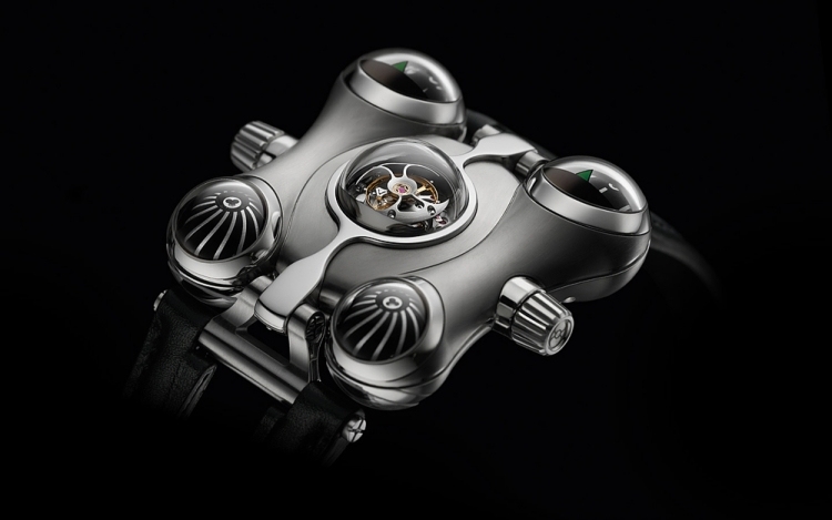 HM6-Space-Pirate-Watch-four-crystal-balls-safir