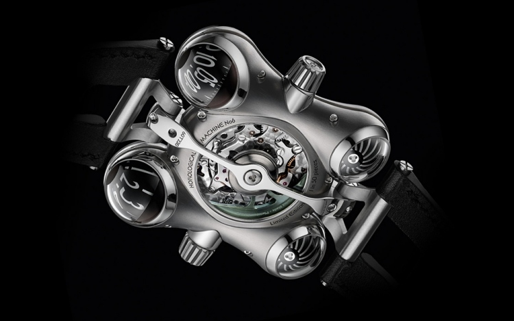 HM6-Space-Pirate-Uhr-transparent-undersida
