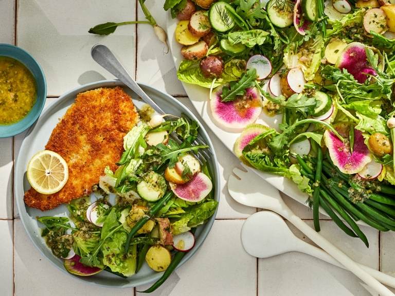 Uppblåsthet orsakar rå grönsaksallad med fikon stekt fisk hälsosamma sommarrätter