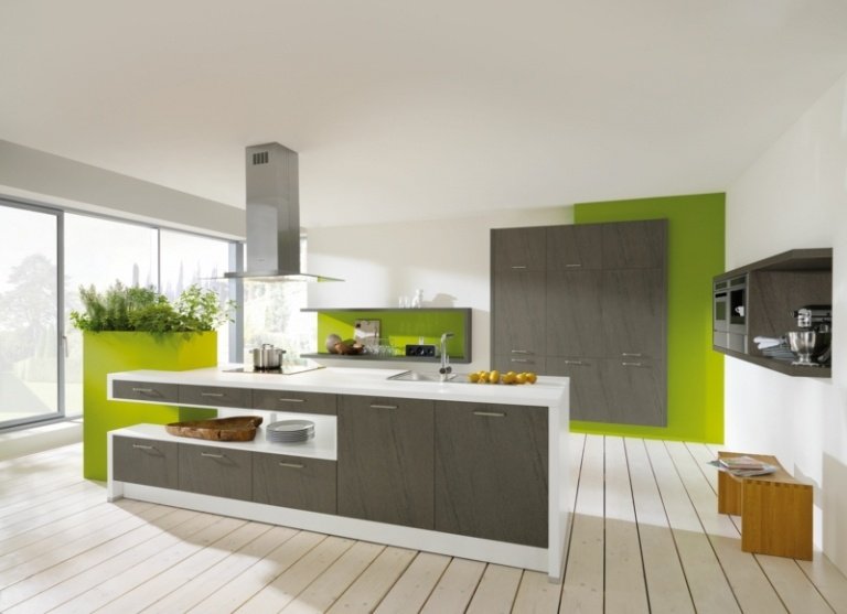 redesigna köket grå design gröna vägg accenter