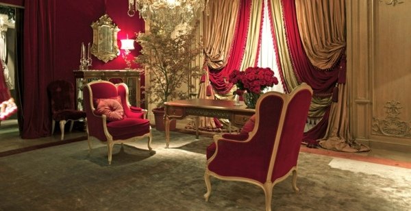 Den-klassiska-italienska-möbler-Provasi-lyxig-röd-interiör