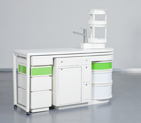 vitt grönt litet kök med modulär design
