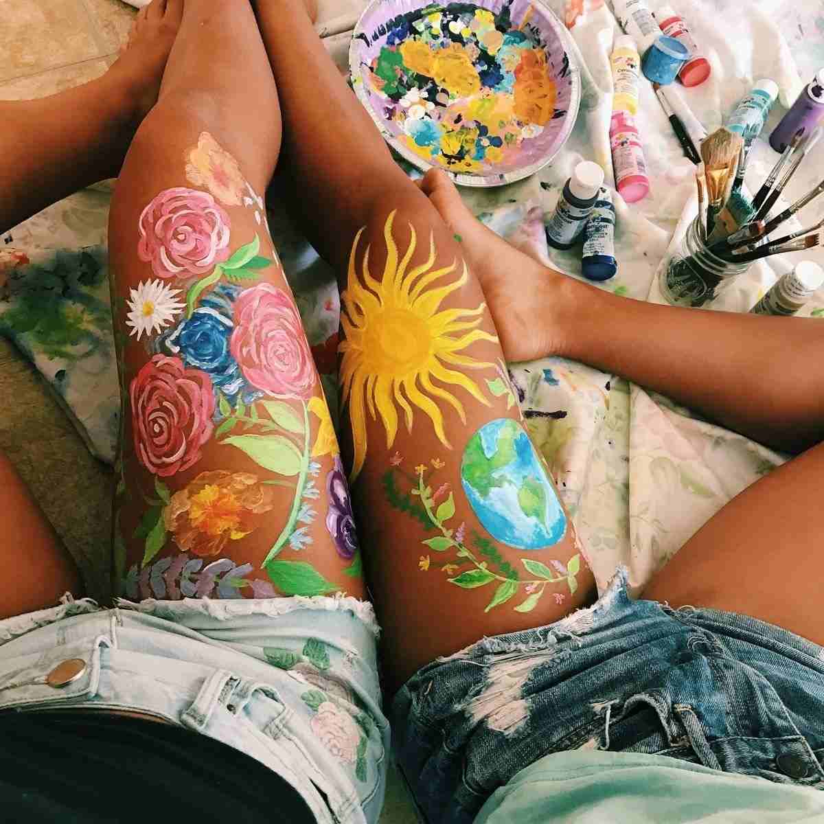 Body Art Painting Ben Lår Tatuering Trender Kvinnor Tattoo Design