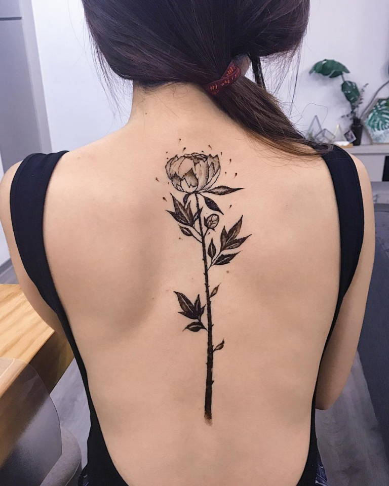 Spine Tattoo Women Rose Tattoo Trends Pinterest