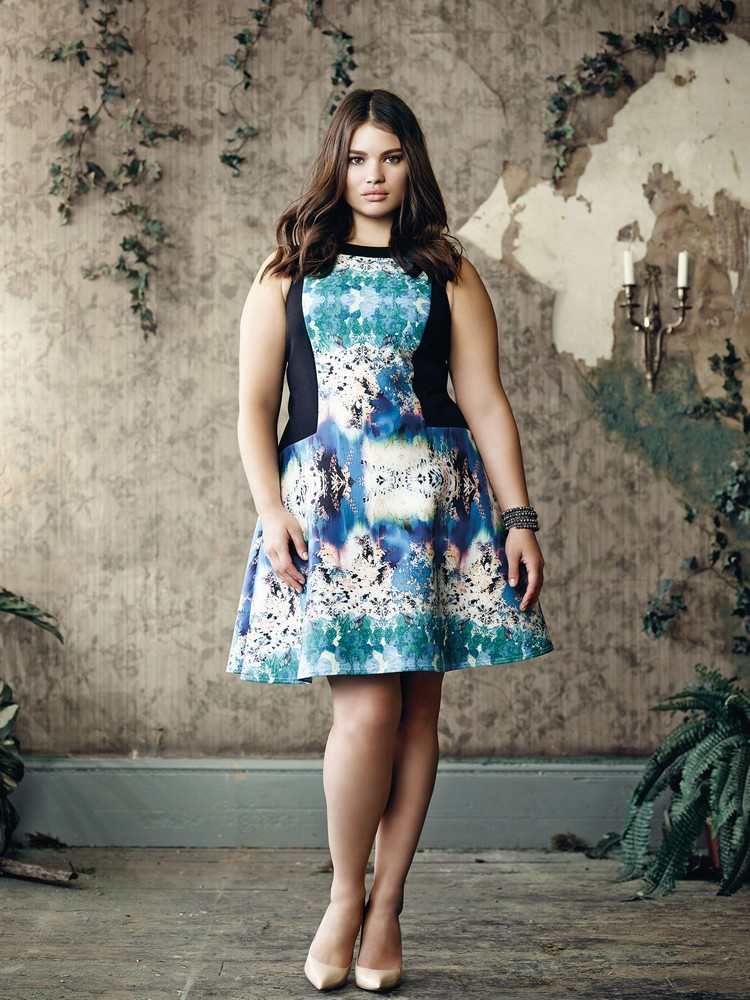 mode-knubbig-trendig-tara-lynn-plus-storlek-modell