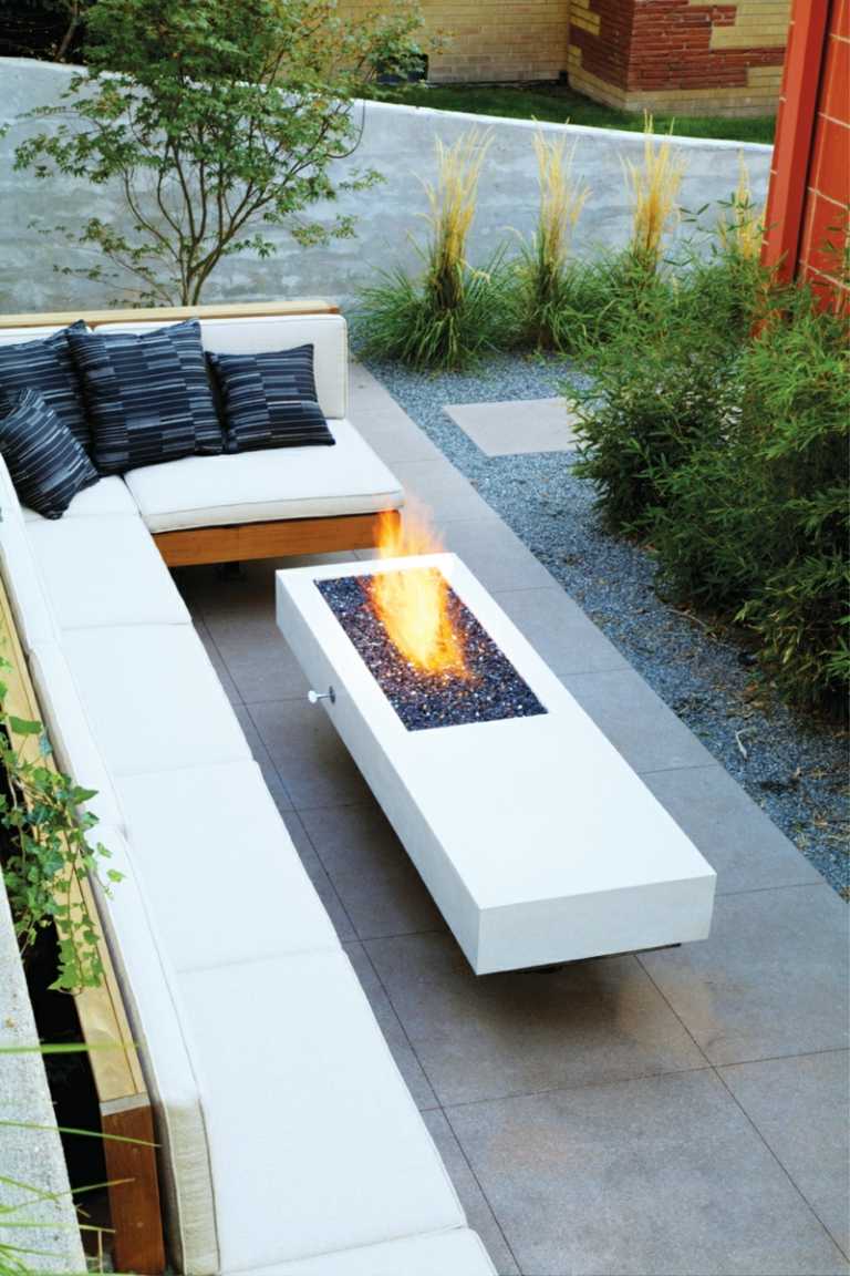 trä trädgård bänk sittdyn soffbord spis modern vit