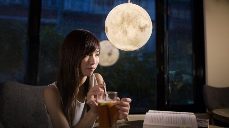 månlampa luna hängande taklampa