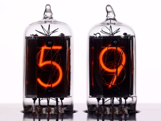 Nixie rörklocka chronotronix v400 förstora