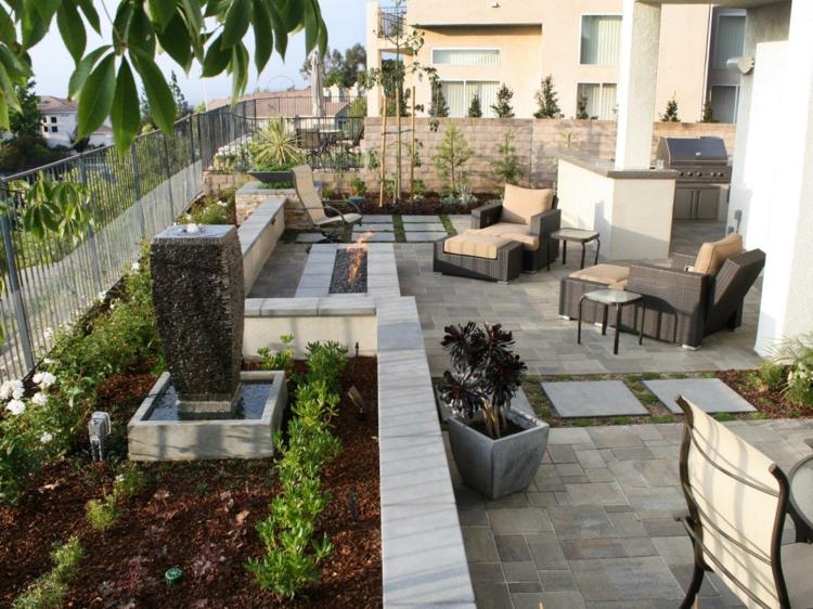 matchande-trädgård-design-tak-terrass-ytor-säng-möbler-moderna
