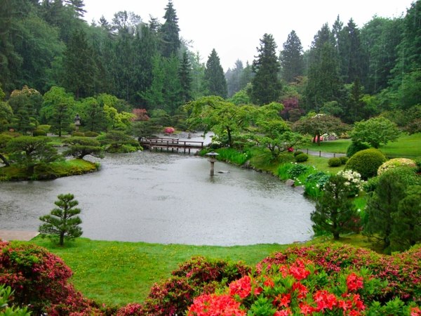 Zen -trädgård - harmoni och lugn