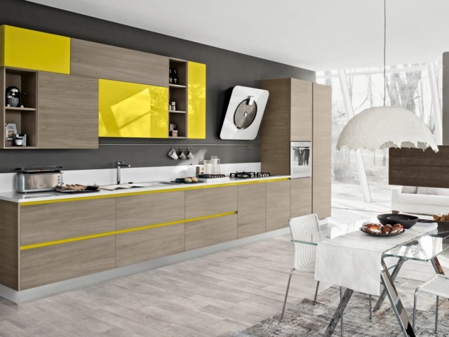 gula accenter glas frostat laminatgolv idéer