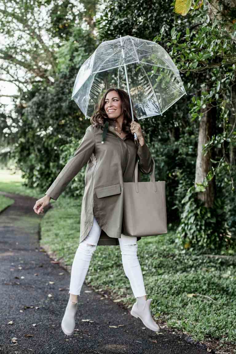 Tips för regnkläder för kvinnor på sommaren