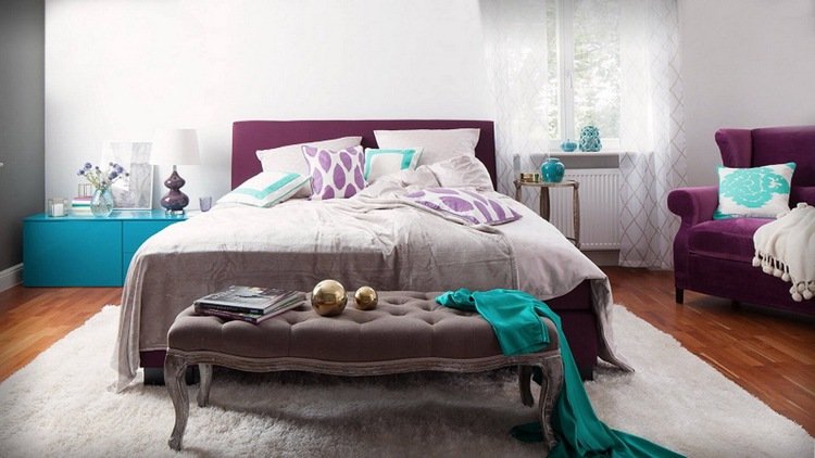 Sängbänk sovrum vintage modern mix lila turkosgrått
