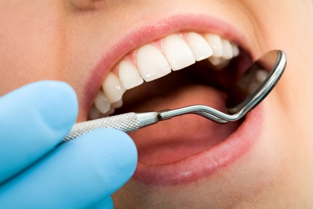 tandläkarbesök tipsar regelbundet munhygien